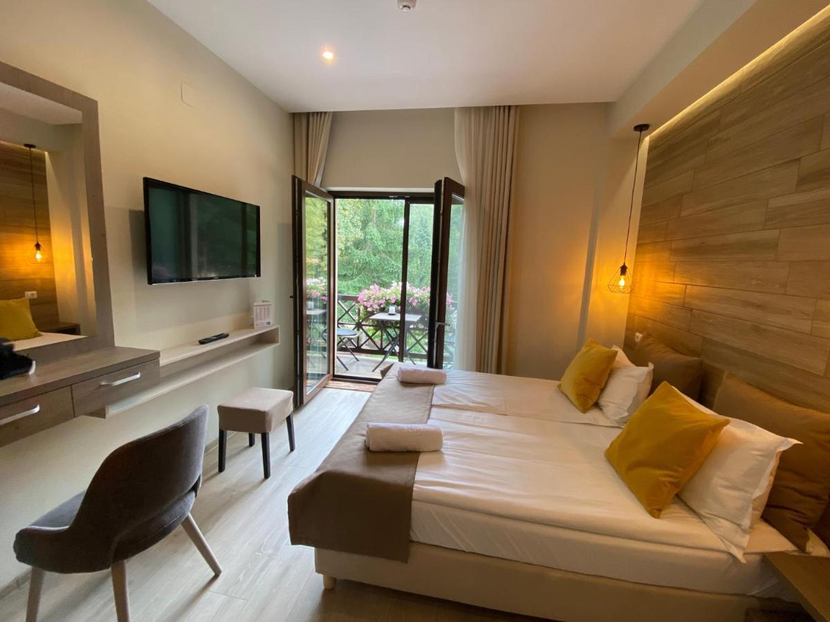 Amethyst Bed & Breakfast Sovata Ngoại thất bức ảnh